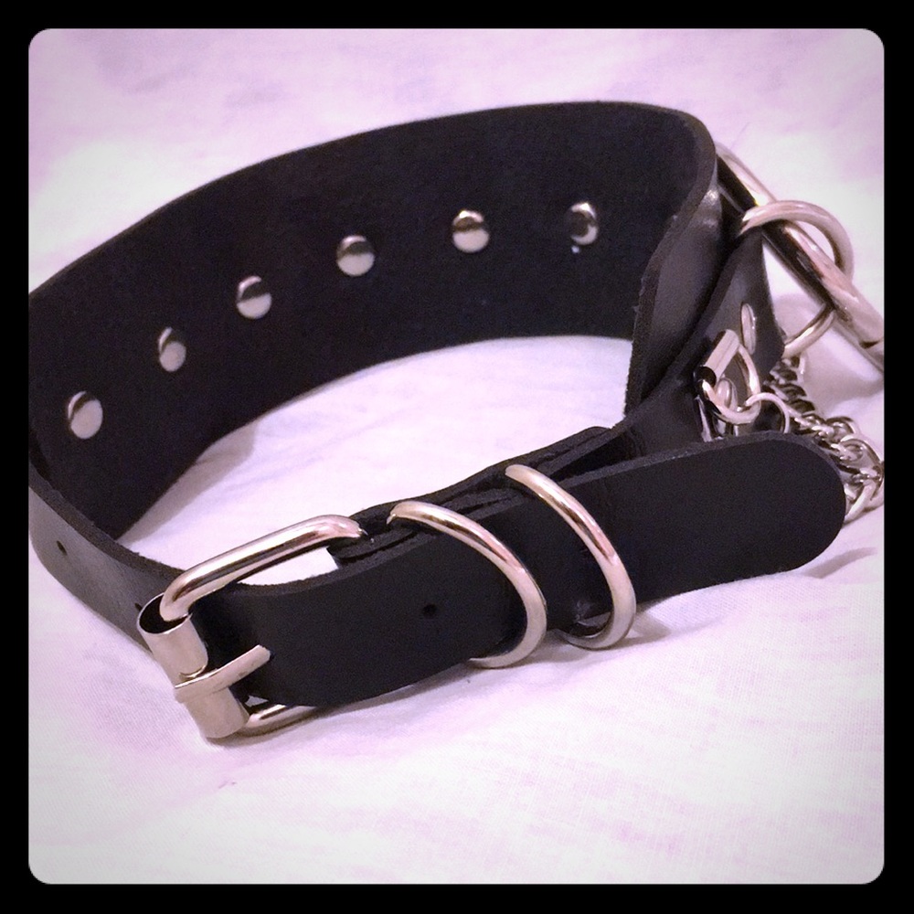 black faux leather O-ring & chain bondage collar - Picture 3 of 5